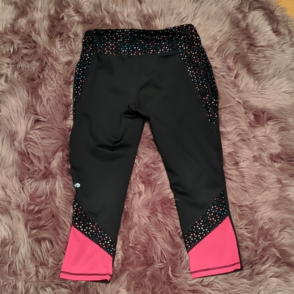 Ideology capri workout leggings cute mesh design!